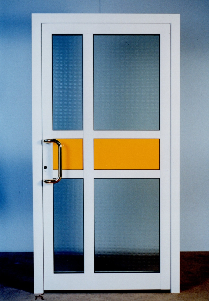 One of the first Inotherm entrance doors – white door with glass and yellow decorative elements